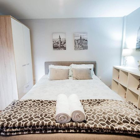 Modern Central Penthouse - 1 Secureparking リヴァプール 部屋 写真